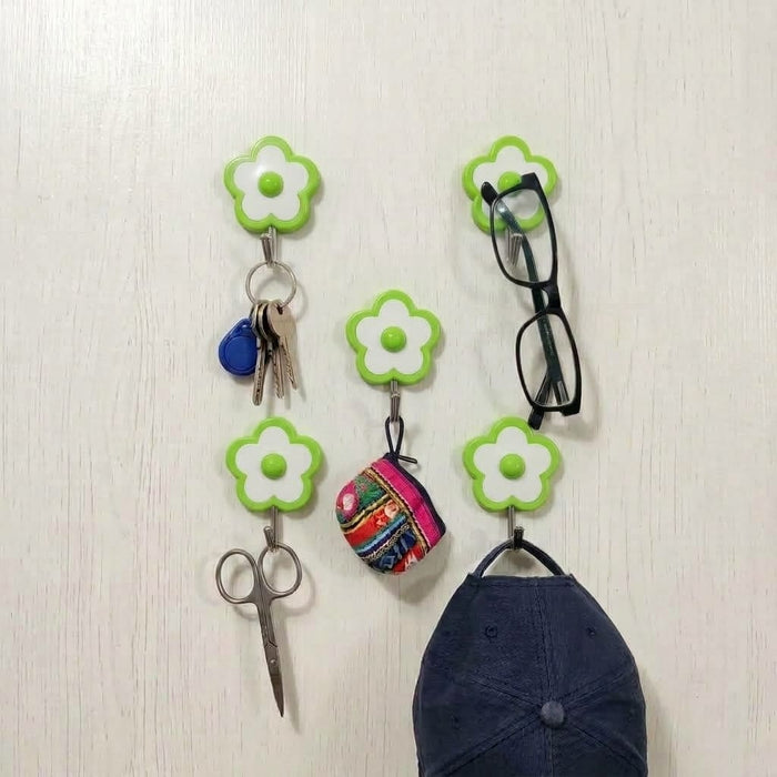 5 Pcs Sticky Hooks-Self Adhesive Wall Hooks, Multifunctional Hanging Storage Wall Hooks for kitchen, bathroom and Other.